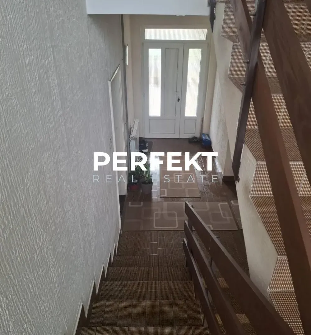 Prodaja, kuća, 273m², Pančevo, Srbija