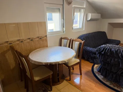 Izdavanje, dvosoban stan, 60m², Zagorič, Podgorica - image 3