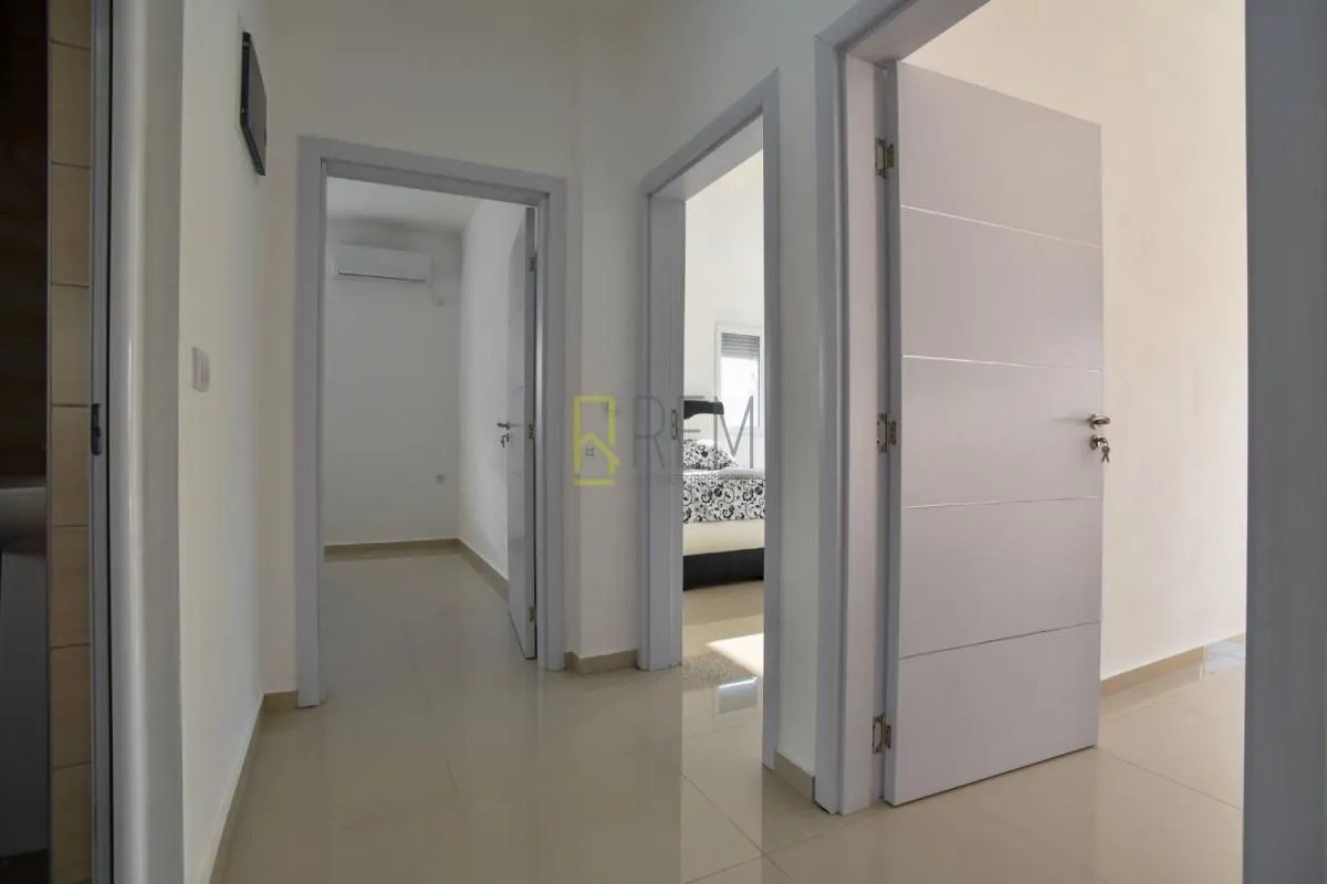 Sale, house, 200m², Donji Štoj, Ulcinj