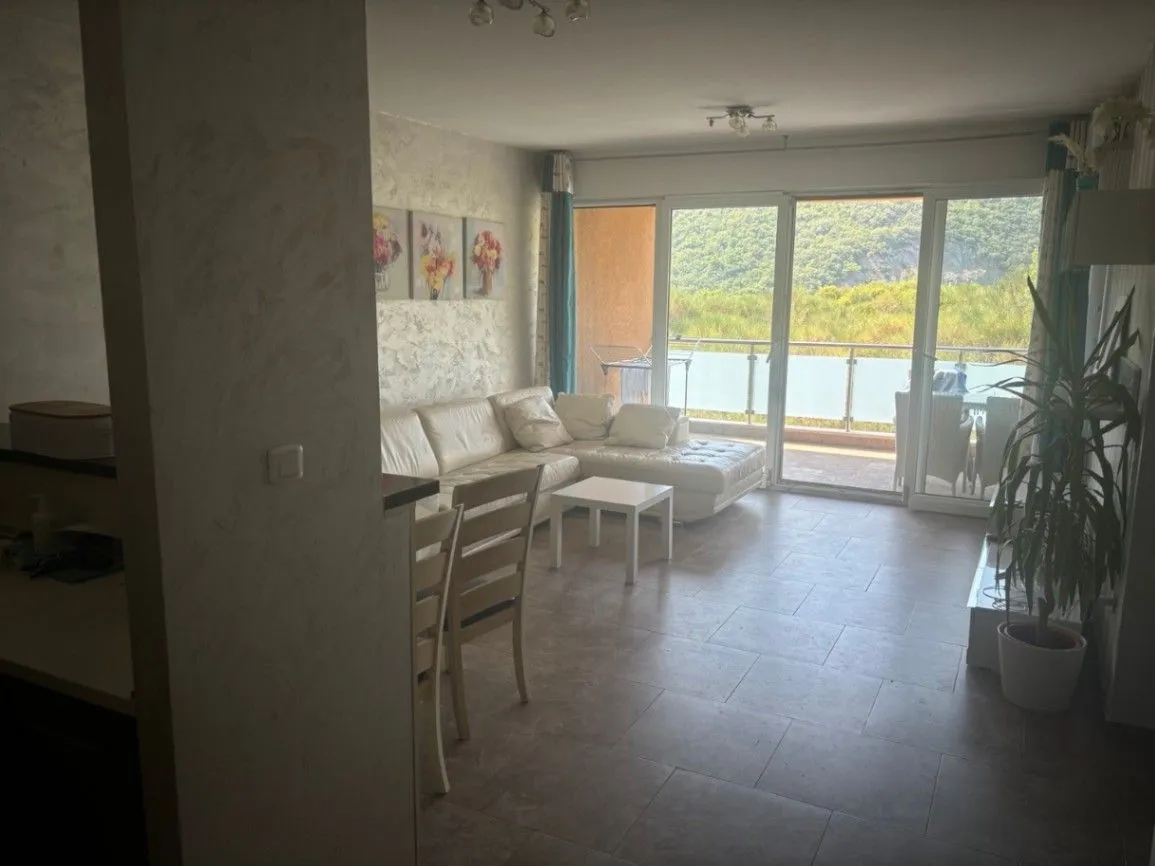Prodaja, dvosoban stan, 68m², Bečići, Budva