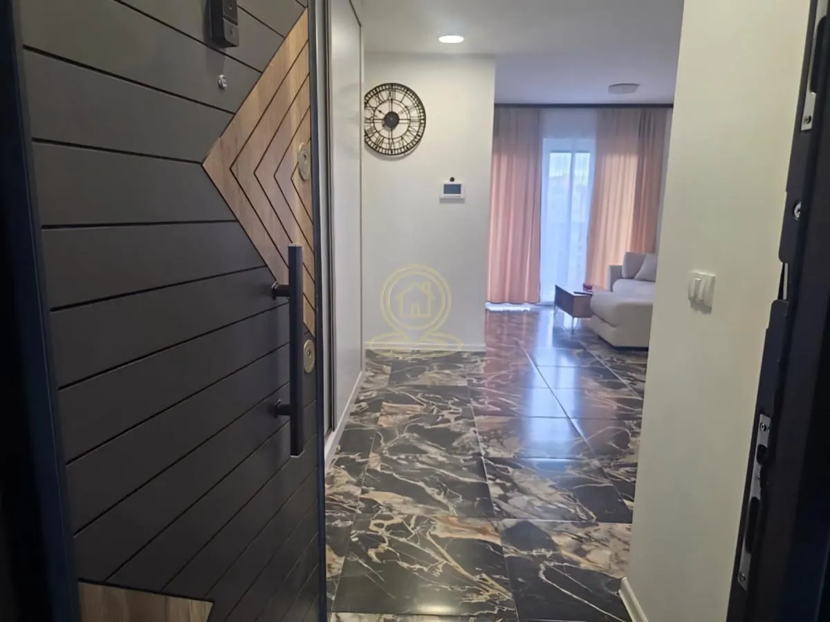 Prodaja, dvosoban stan, 65m², Centar, Pančevo