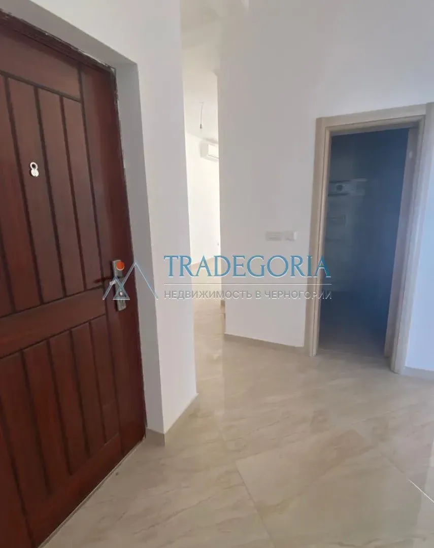 Prodaja, trosoban stan, 227m², Dobra Voda, Bar