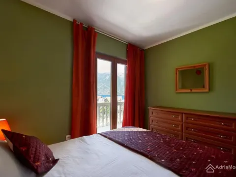 Prodaja, dvosoban stan, 51m², Prčanj, Kotor - image 12