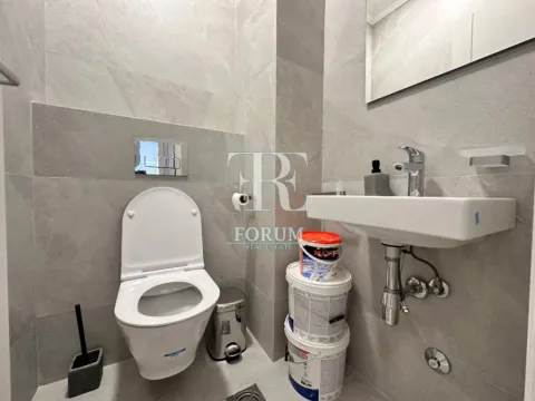 Izdavanje, dvosoban stan, 72m², Central Point, Podgorica - image 11