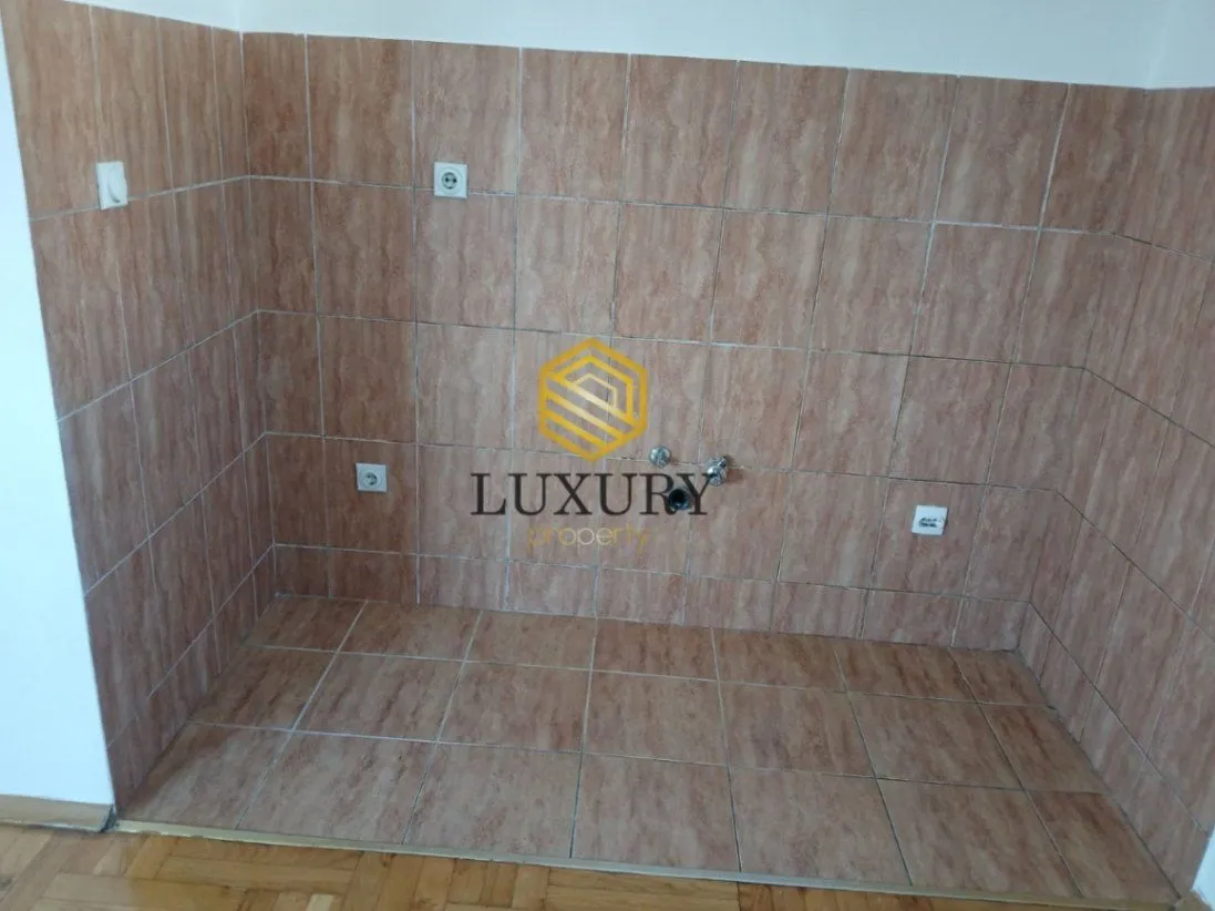 Rent, apartment, 40m², Stari Aerodrom, Podgorica