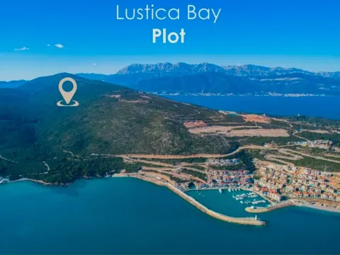 Zemljište in Luštica