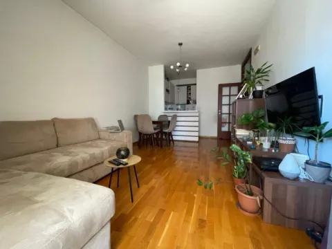 Prodaja, jednosoban stan, 49m², Centar, Podgorica - image 8