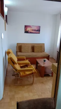 Rent, one bedroom apartment, 44m², Stari Aerodrom, Podgorica - image 11