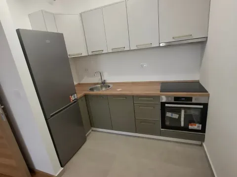 Rent, one bedroom apartment, 45m², City Kvart, Podgorica - image 1
