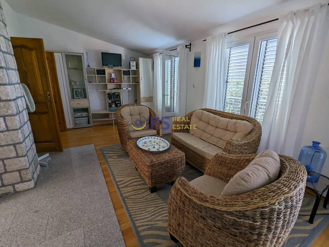 Sale, house, 171m², Bar, Crna Gora
