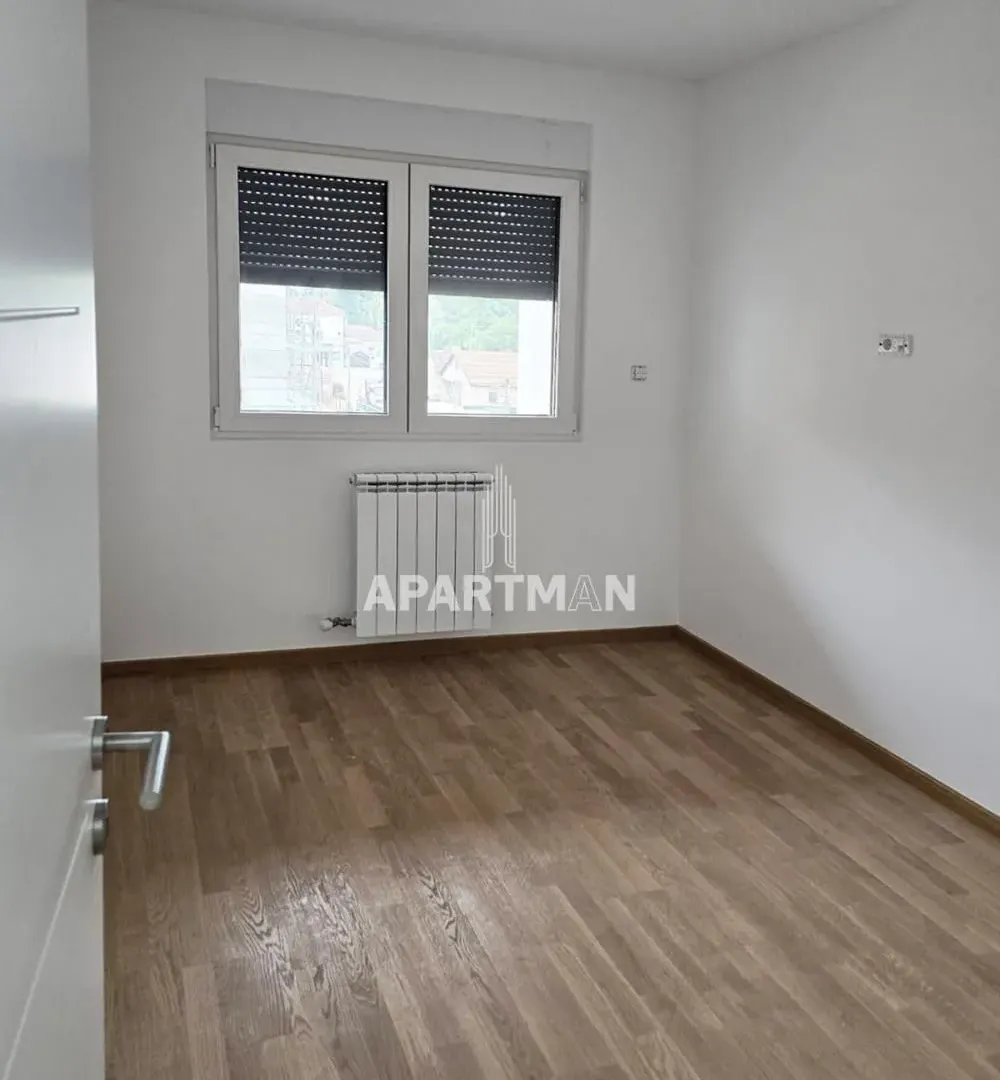 Prodaja, trosoban stan, 60m², Ledine, Beograd