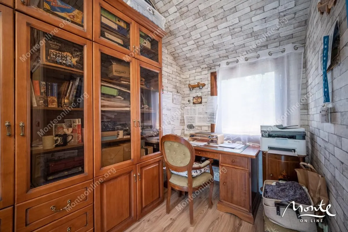 Prodaja, kuća, 130m², Tivat, Crna Gora