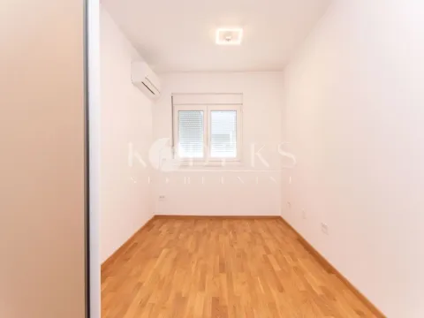 Izdavanje, dvosoban stan, 65m², Stari Aerodrom, Podgorica - image 5