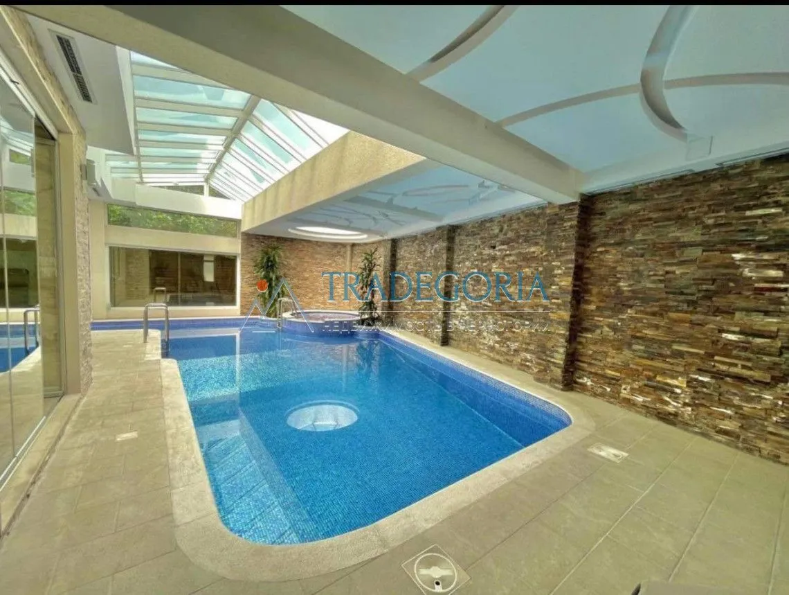 Prodaja, ugostiteljski objekat, 2300m², Budva, Crna Gora