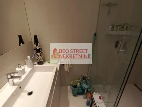 Izdavanje, četvorosoban stan, 135m², Lisičji Potok, Beograd - image 17