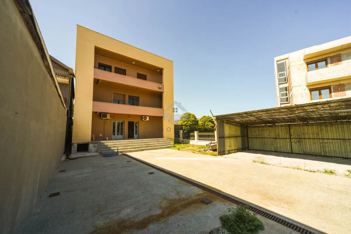 Rent, office space, 300m², Zabjelo, Podgorica