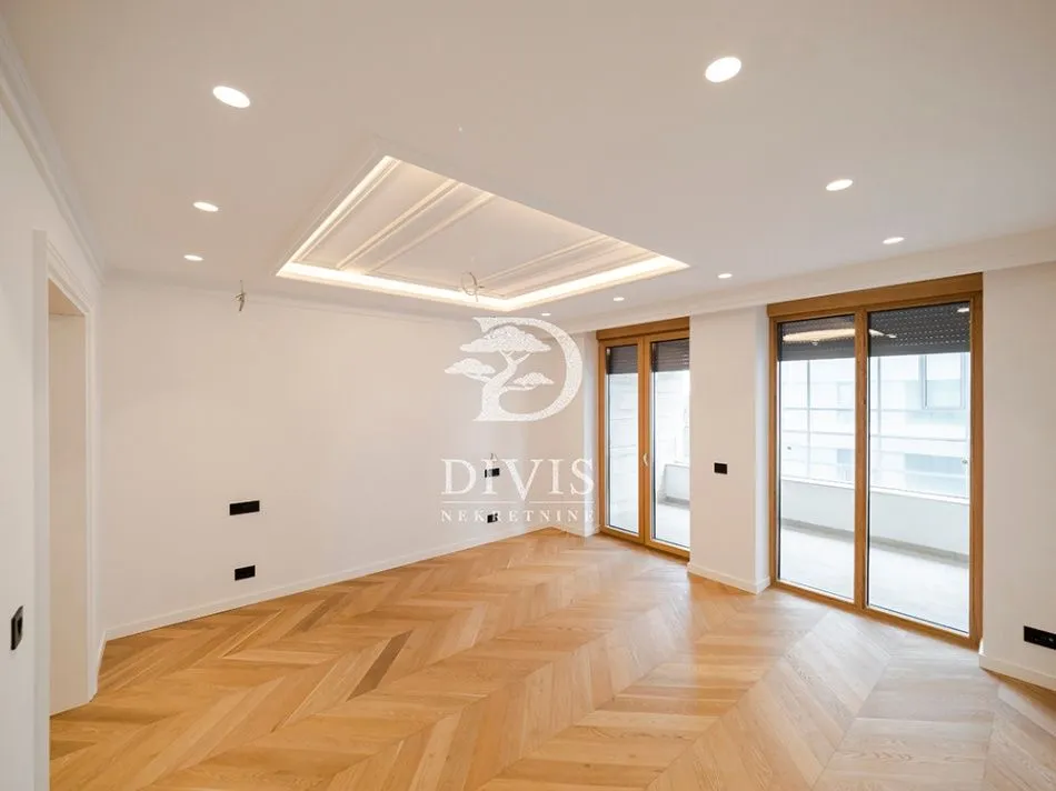 Sale, three bedroom apartment, 189m², Vračar Hram, Vračar Sve Podlokacije