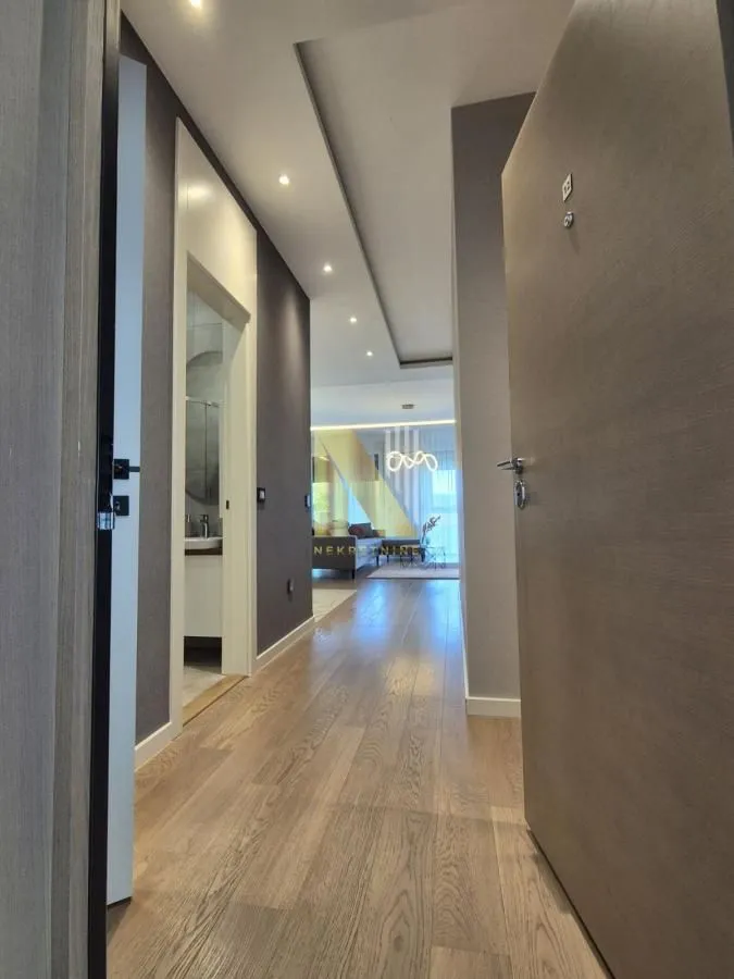 Rent, three bedroom apartment, 85m², Lipov gaj, Novi Sad Sve Podlokacije