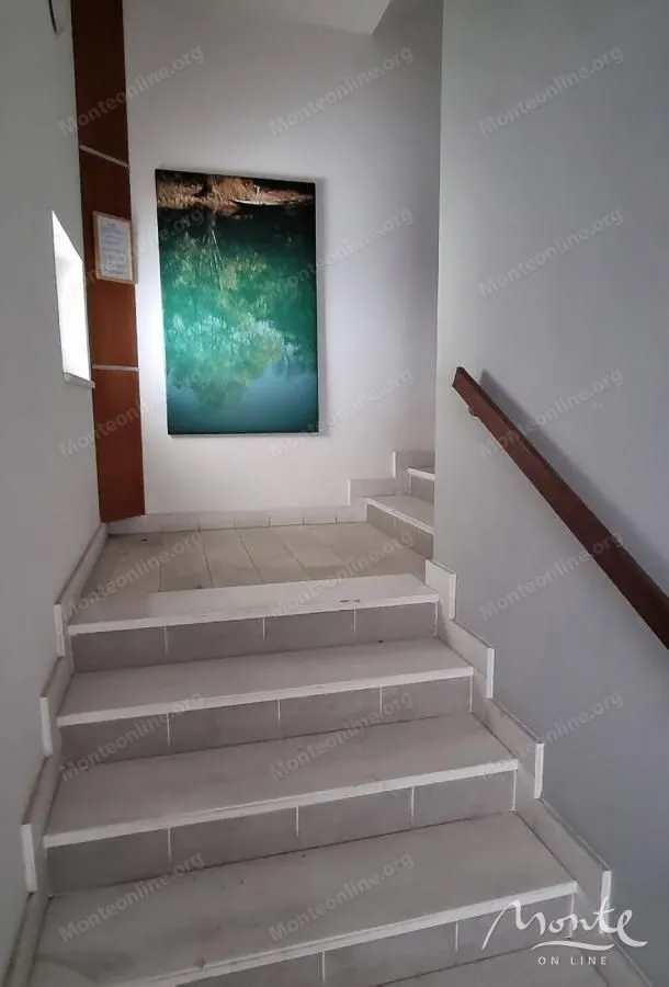 Sale, office space, 950m², Bečići, Budva