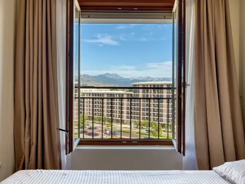 Rent, two bedroom apartment, 70m², Master Kvart, Podgorica - image 9