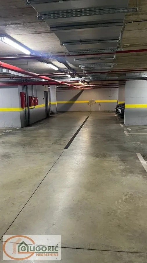 Rent, parking/garage, 19m², Bul Kralja Aleksandra, Zvezdara Sve Podlokacije