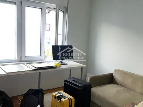 Prodaja, kuća, 173m², Leštane, Grocka - image 9