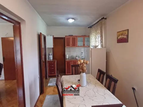 Sale, house, 197m², Stara varoš, Nikšić - image 16