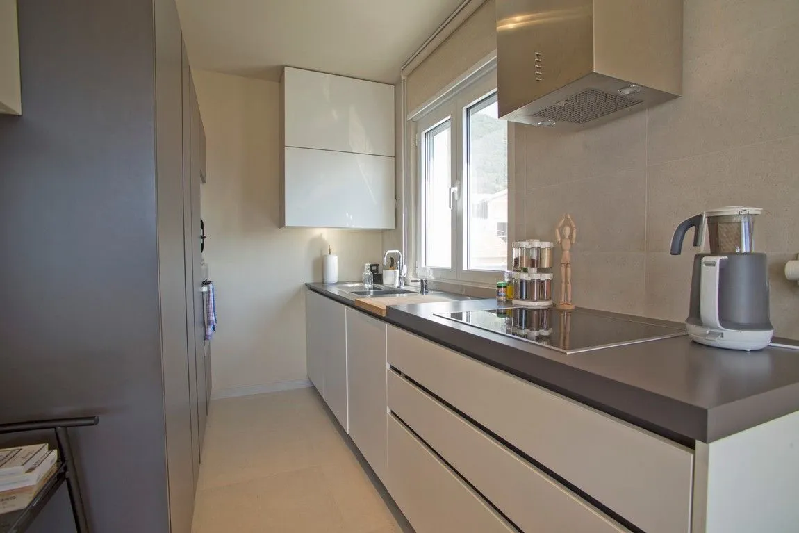 Prodaja, dvosoban stan, 60m², Pod Kuk, Tivat