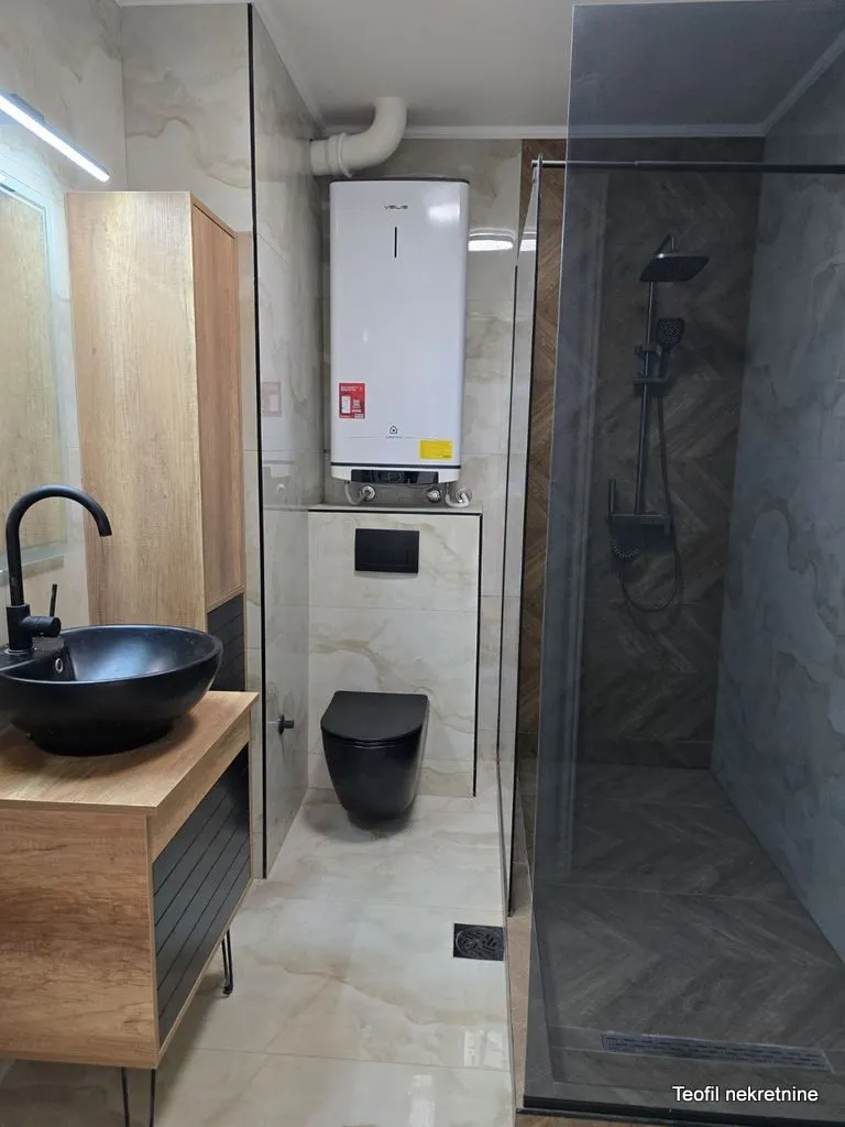 Prodaja, trosoban stan, 75m², Južni Bulevar, Vračar Sve Podlokacije