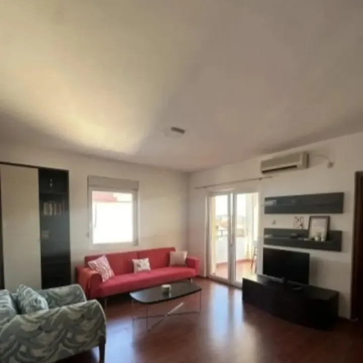 Rent, one bedroom apartment, 55m², Podmaine, Budva