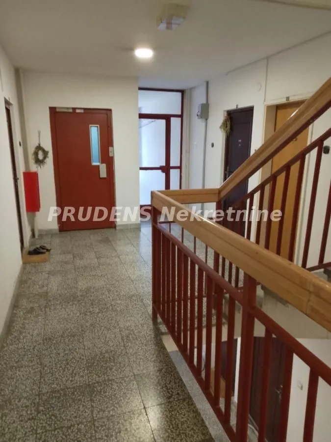 Prodaja, jednosoban stan, 47m², Centar, Kragujevac