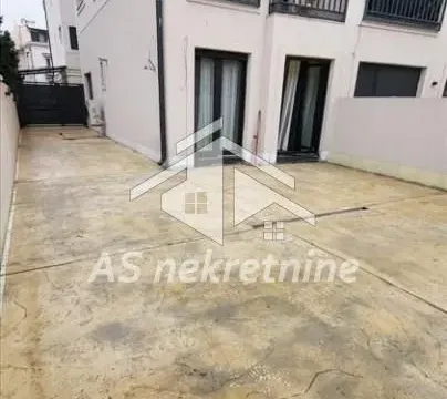 Izdavanje, dvosoban stan, 40m², Voždovac Sve Podlokacije, Beograd - image 15