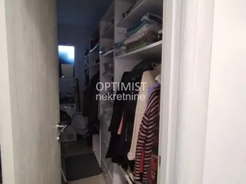 Prodaja, kuća, 194m², Ledine, Beograd - image 2