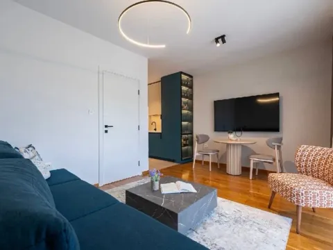 Izdavanje, garsonjera, 30m², Radovići, Tivat - image 3