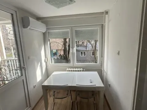 Izdavanje, dvosoban stan, 50m², Liman 4, Novi Sad Sve Podlokacije - image 7