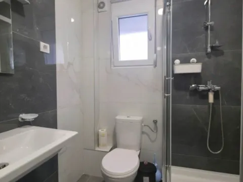 Izdavanje, jednosoban stan, 46m², Podgorica, Crna Gora - image 6