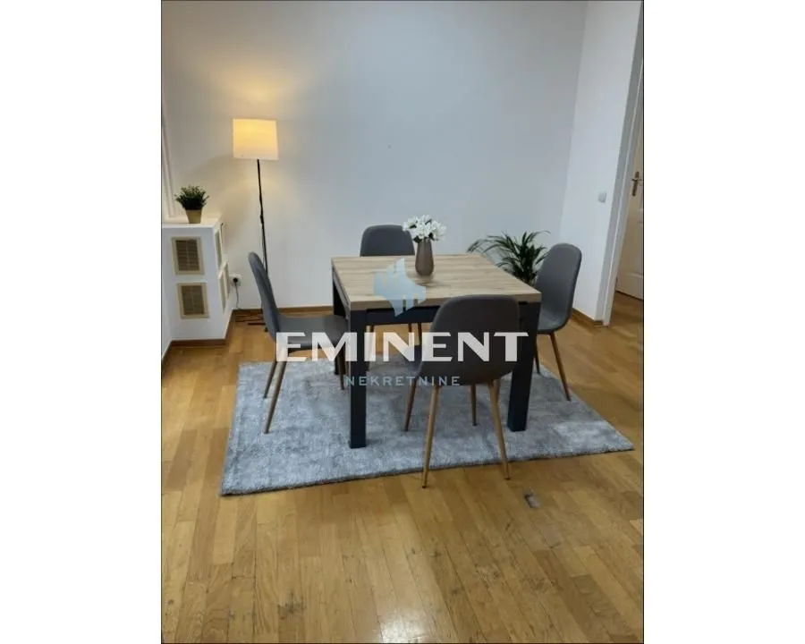 Prodaja, dvosoban stan, 64m², Savski Venac, Beograd