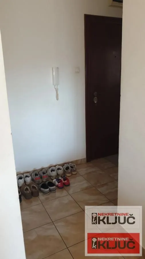 Prodaja, dvosoban stan, 54m², Bulevar patrijarha Pavla, Novi Sad Sve Podlokacije