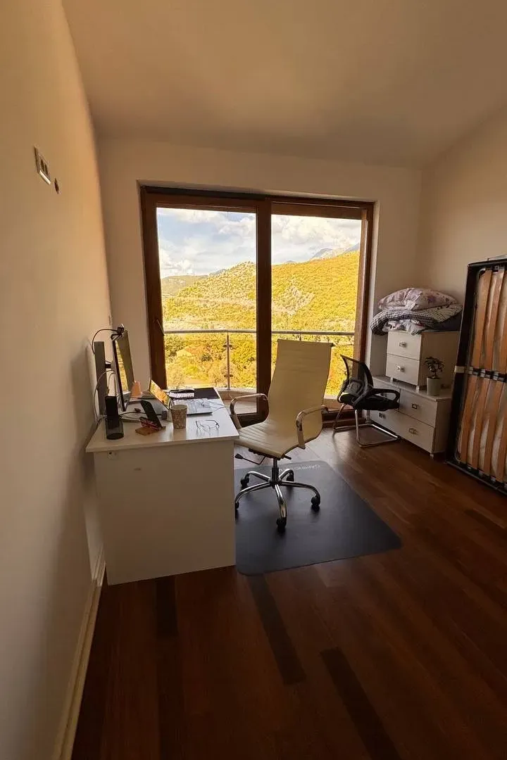 Sale, three bedroom apartment, 191m², Kamenovo, Budva
