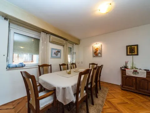 Prodaja, trosoban stan, 120m², Centar, Podgorica - image 5