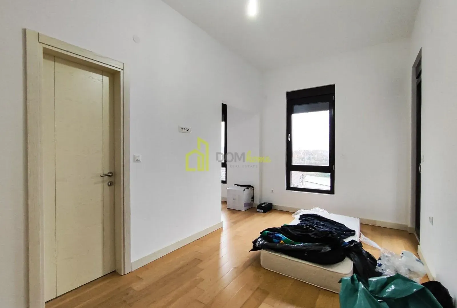 Prodaja, trosoban stan, 139m², Gornja Gorica, Podgorica