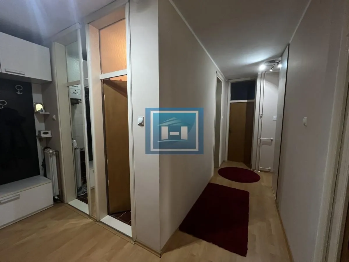 Prodaja, četvorosoban stan, 96m², Centar, Jagodina