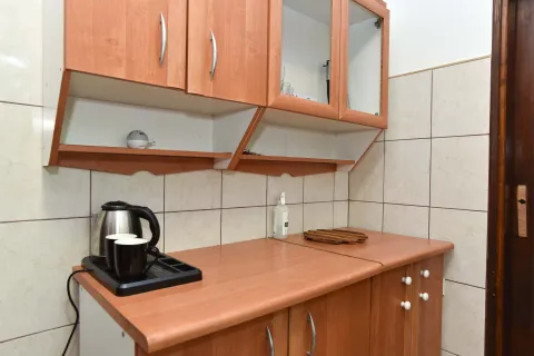 Rent, three bedroom apartment, 130m², Prijevor, Budva - image 9
