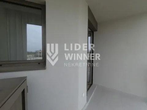 Izdavanje, trosoban stan, 82m², Savski Venac, Beograd - image 8