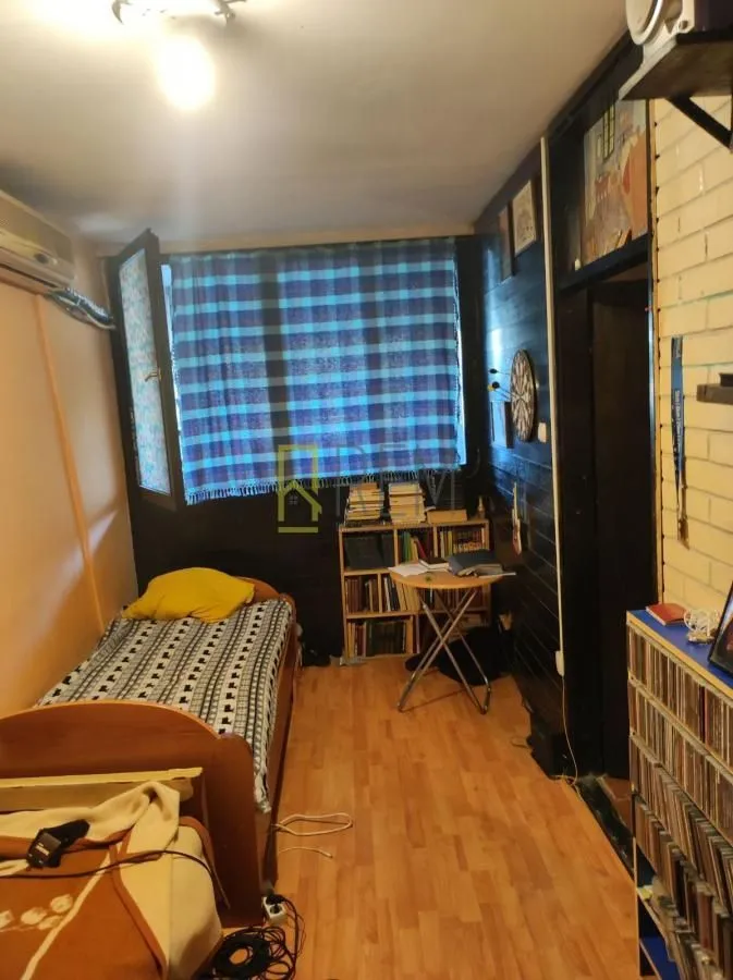 Prodaja, trosoban stan, 100m², Blok 5, Podgorica