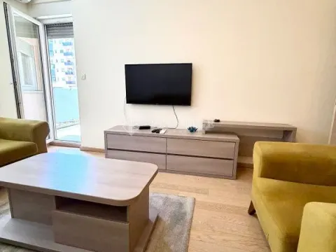 Rent, two bedroom apartment, 72m², City Kvart, Podgorica - image 2