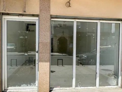 Rent, office space, 30m², Stari Aerodrom, Podgorica - image 1