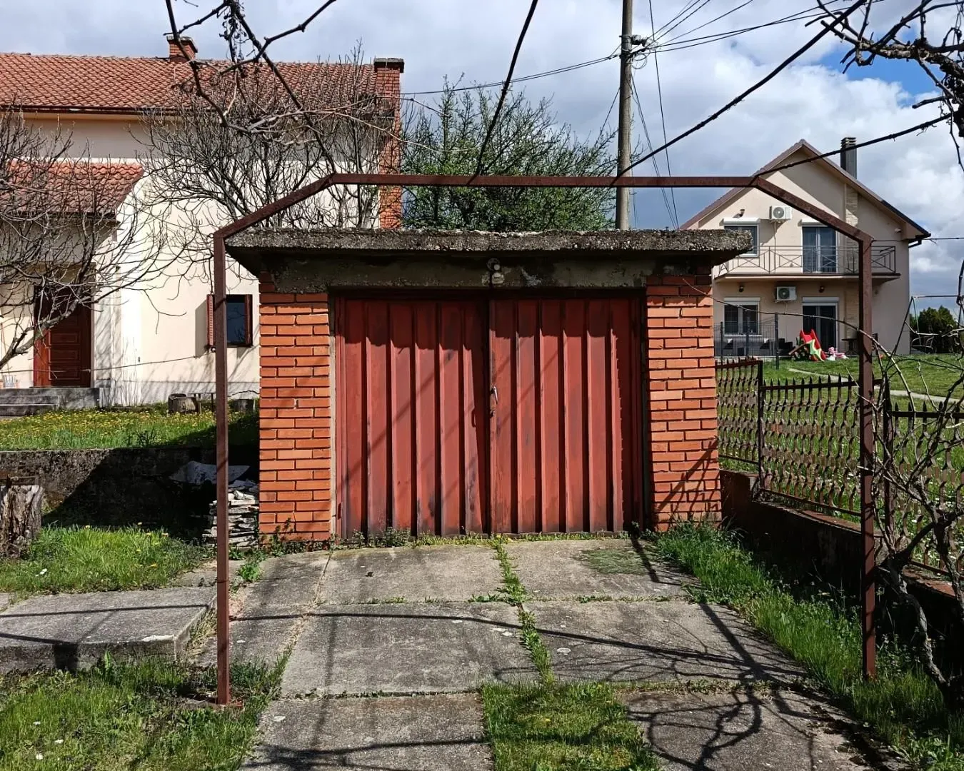 Sale, house, 300m², Sremčica, Beograd