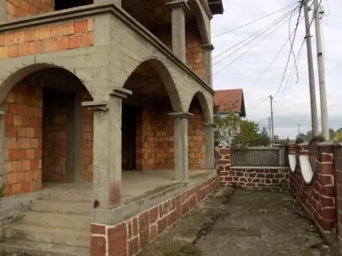 Prodaja, kuća, 200m², Ćuprija, Srbija - image 3