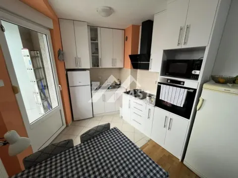 Rent, two bedroom apartment, 47m², Grbavica, Novi Sad Sve Podlokacije - image 2